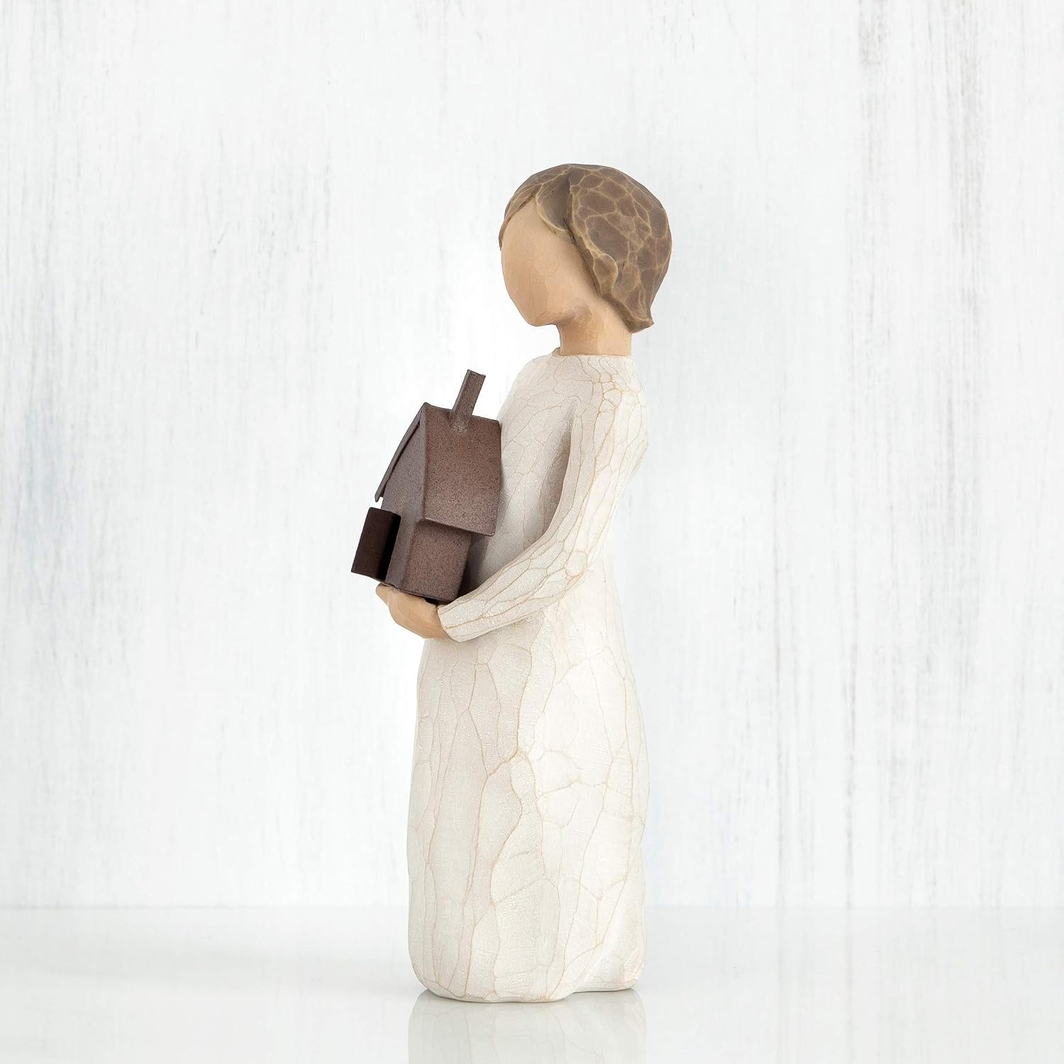 image:imageWillow Tree Bloom Sculpted HandPainted Figure Cast from a Susan Lordi Original Carving Meaningful Gift Celebrating Nature Family Home and Belonging Fitted Gift BoxMi Casa