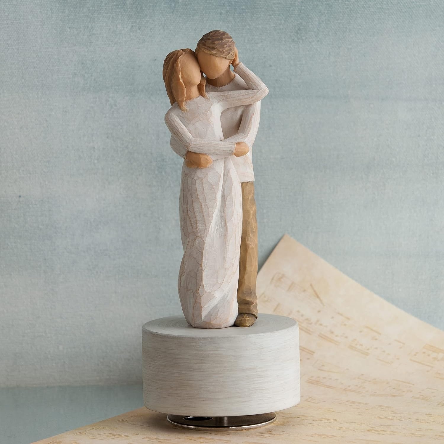 image:imageWillow Tree Together Musical Sculpted HandPainted Musical Figure